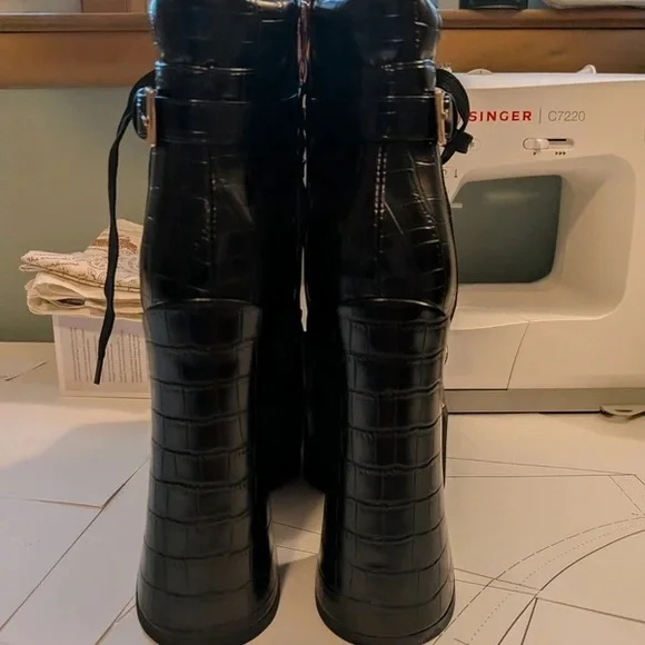 Black Croc-Embossed Platform Lace-Up Heeled Boot - Picture 2 of 2